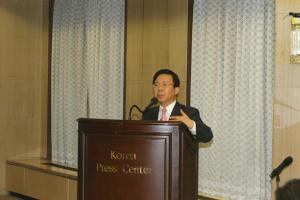 일자리 창출과 녹색성장 전략 추진을 위한 대토론회 이미지