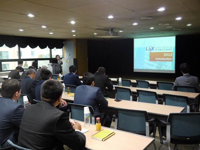 우즈베키스탄 공무원 일행 방문 이미지